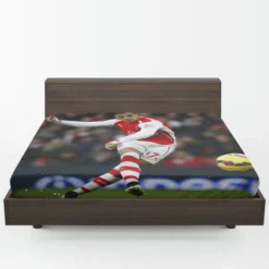 Alexis Sanchez Populer Arsenal Forward Football Player Fitted Sheet 1