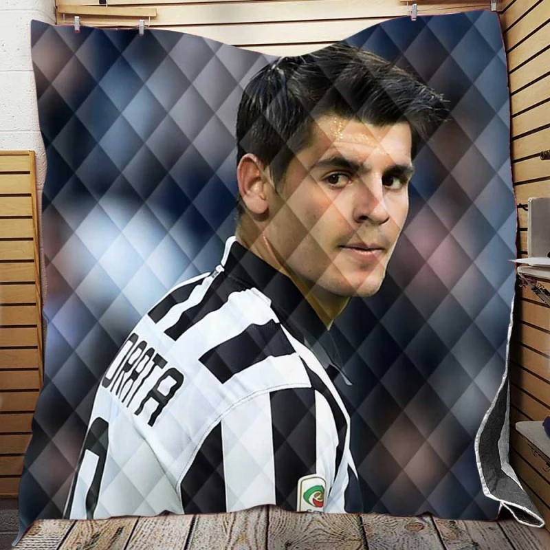 Alvaro Morata in Juventus Jersey Quilt Blanket