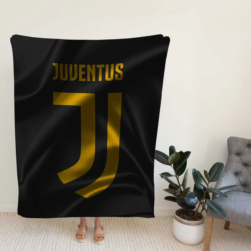 Black Flag Juve Football Club Logo Fleece Blanket