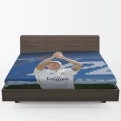 Competitive La Liga Football Player Toni Kroos Fitted Sheet 1