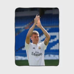 Competitive La Liga Football Player Toni Kroos Fleece Blanket 1