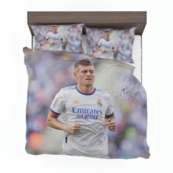 Confident Soccer Player Toni Kroos Bedding Set 1