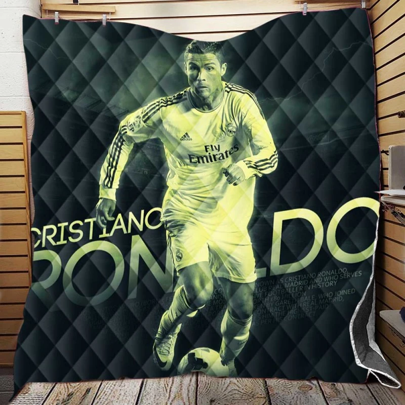 Cristiano Ronaldo Confident Soccer Player Quilt Blanket