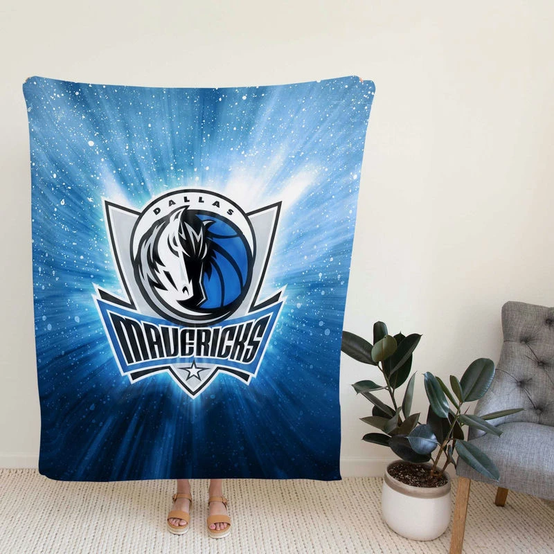 Energetic NBA Basketball Team Dallas Mavericks Fleece Blanket