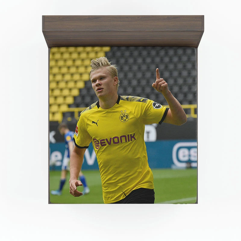 Erling Haaland Strong Dortmund BVB Club Player Fitted Sheet