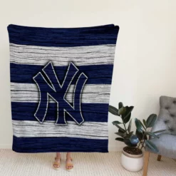 Excellent MLB Team New York Yankees Fleece Blanket