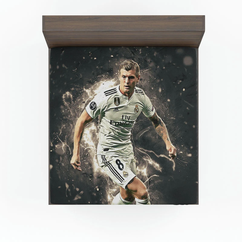 Extraordinary Football Player Toni Kroos Fitted Sheet