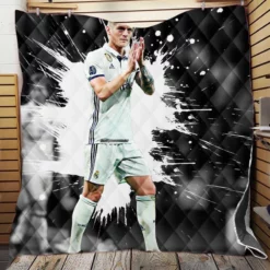 Fast Football Player Toni Kroos Quilt Blanket