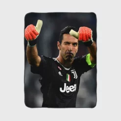 Gianluigi Buffon Excellent Juventus GoalKeeper Fleece Blanket 1