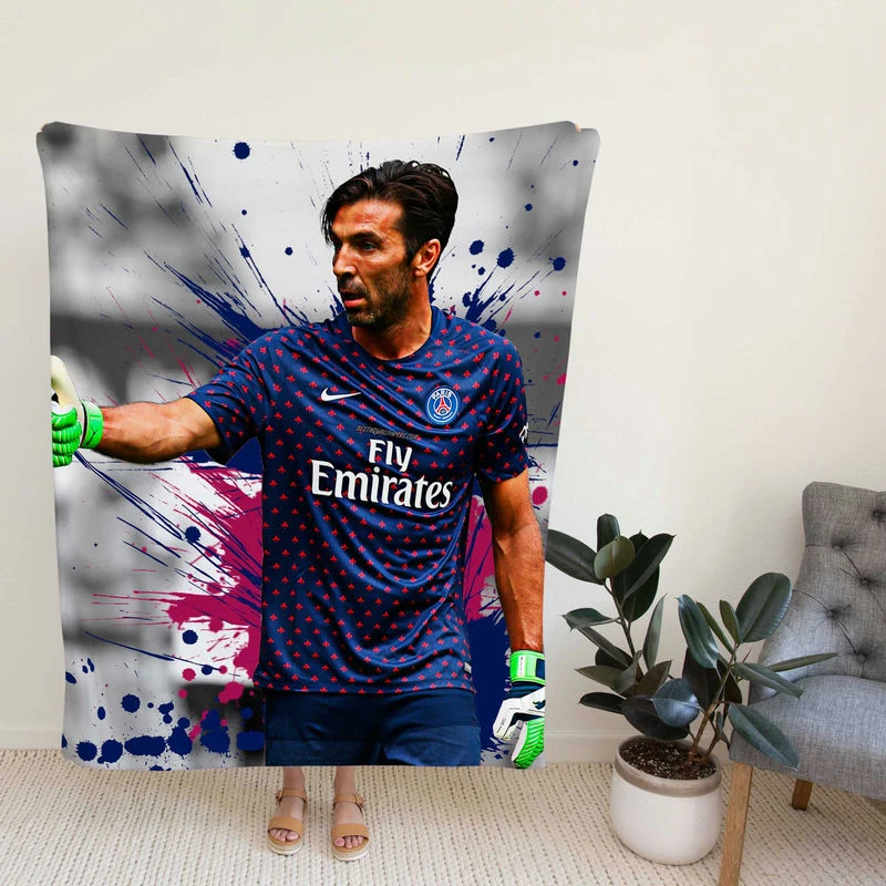 Gigi Buffon  Top Ranked PSG Football Player Fleece Blanket