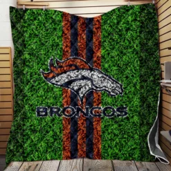 Grass Design NFL Denver Broncos Logo Quilt Blanket