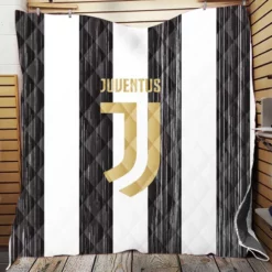 Juventus FC Strong Football Club Quilt Blanket