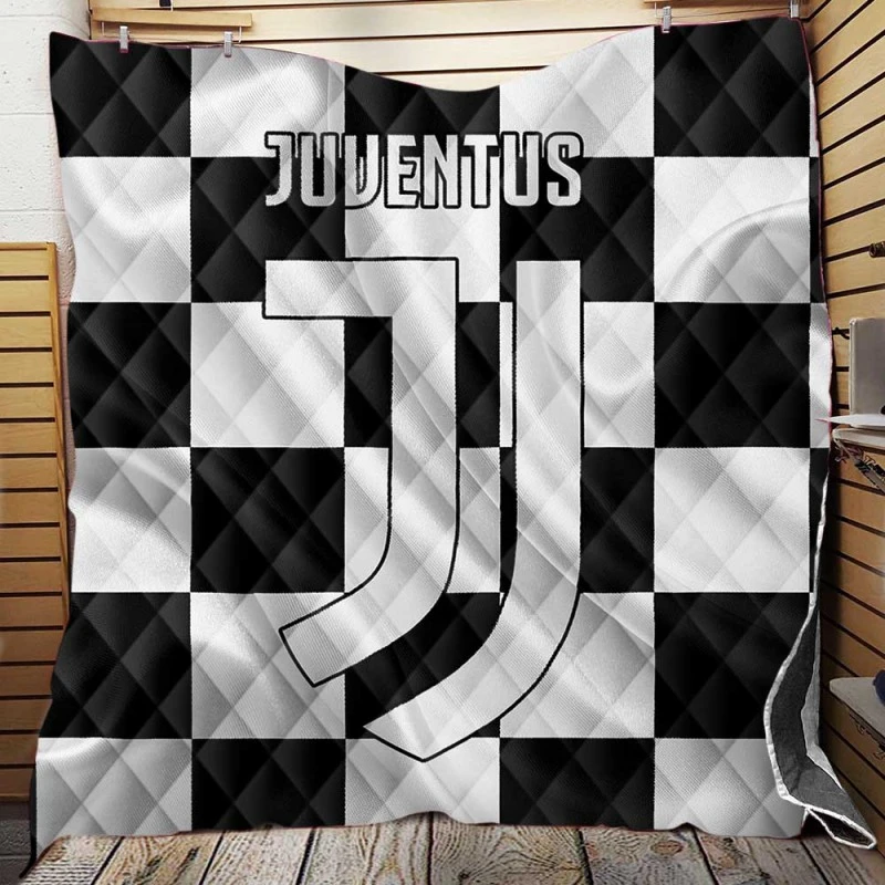 Juventus Logo Supercoppa Italiana Club Quilt Blanket