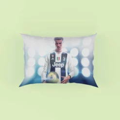 Cristiano Ronaldo Committed Juve sports Player Pillow Case