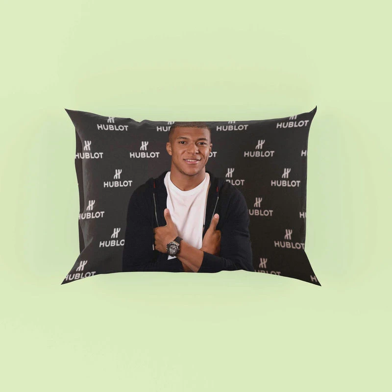 Strong Football Player Kylian Mbappe Lottin Pillow Case