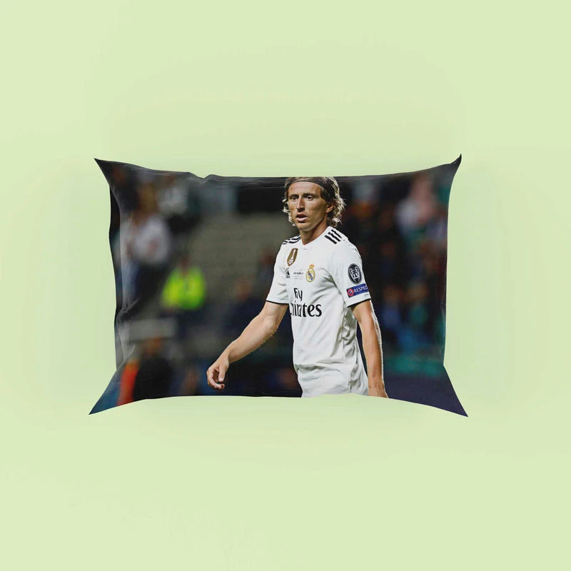 Luka Modric Powerful Football Player Pillow Case