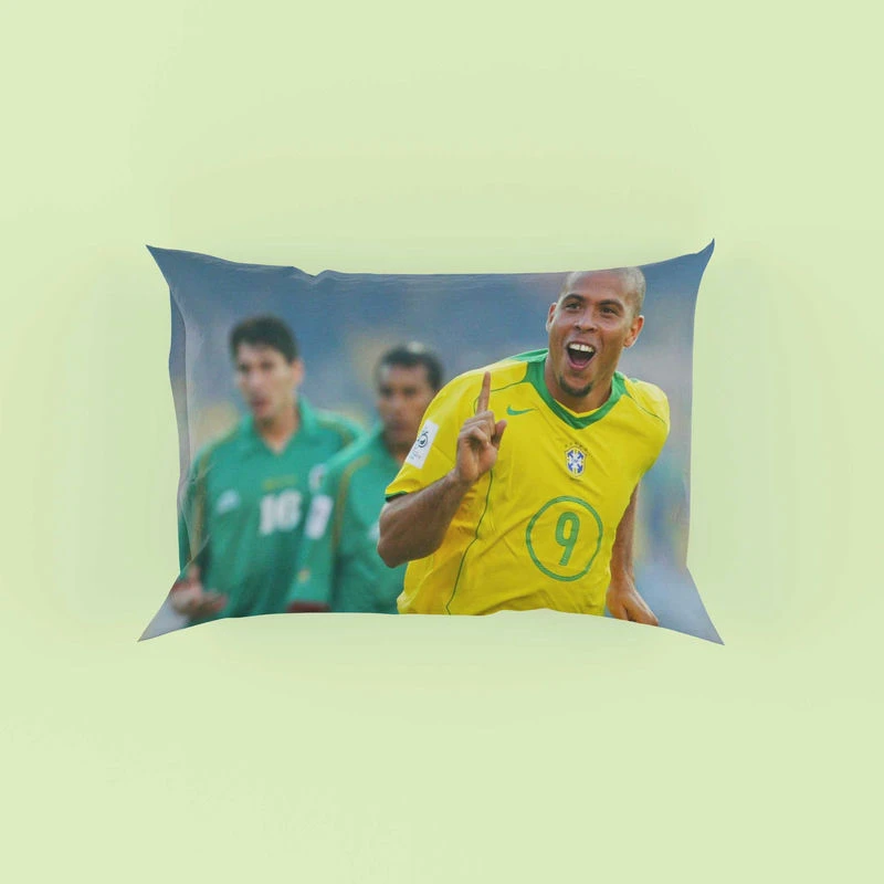 Ronaldo Nazario Real Madrid Pillow Case