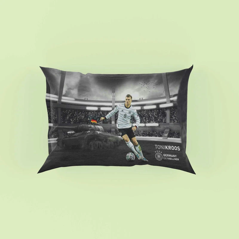 Germany Football Player Toni Kroos Pillow Case