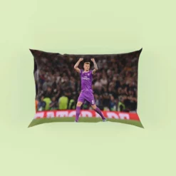 Toni Kroos Capable German Soccer Player Pillow Case