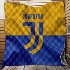 Outstanding Italian Soccer Club Juventus Logo Quilt Blanket
