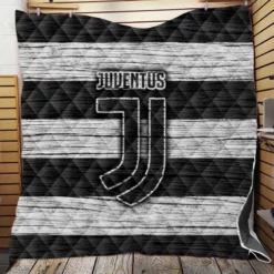 Passionate Football Club Juventus Logo Quilt Blanket