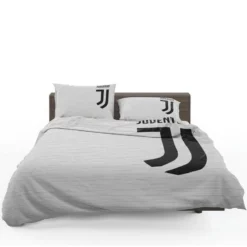 Persistent Football Club Juventus Logo Bedding Set