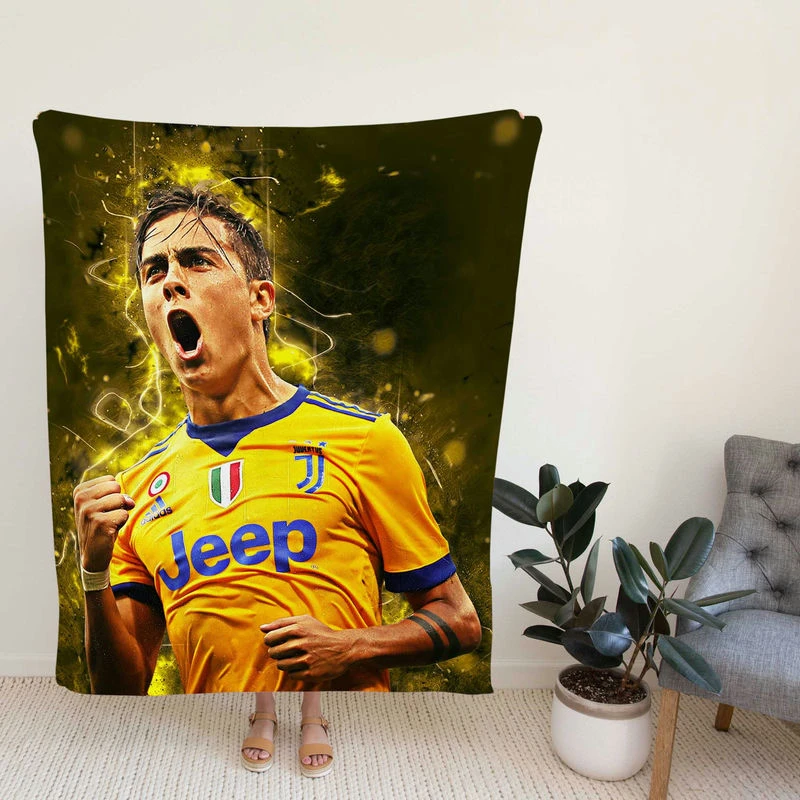 Prompt Juve Footballer Player Paulo Dybala Fleece Blanket