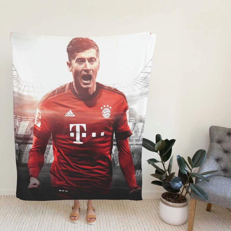 Robert Lewandowski Competitive Football Player Fleece Blanket