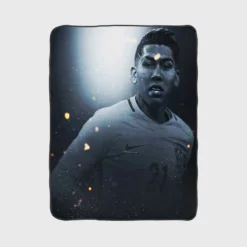 Roberto Firmino Hardworking FIFA Football Fleece Blanket 1