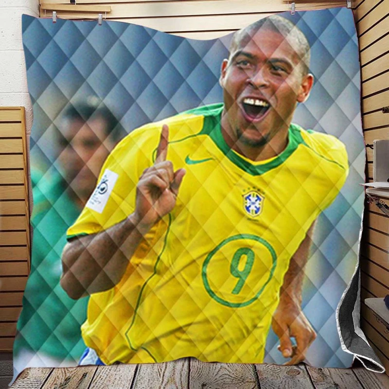 Ronaldo Nazario Real Madrid Quilt Blanket