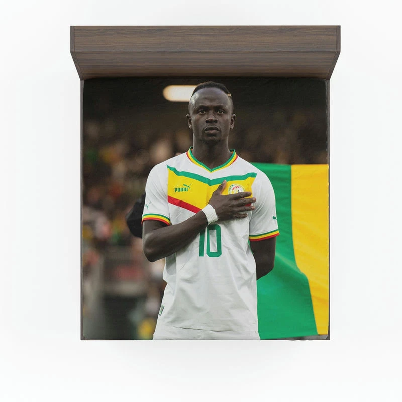 Sadio Mane enduring Football Fitted Sheet