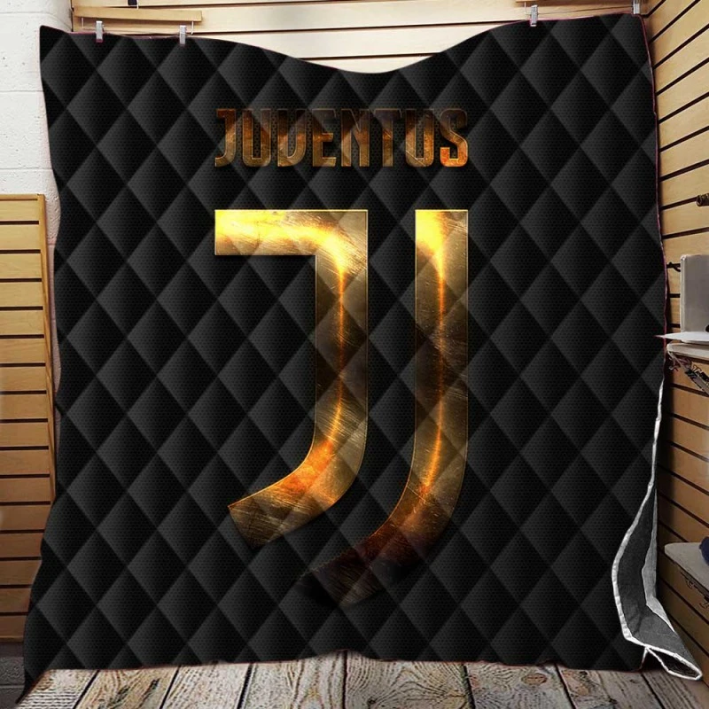 Serie A Football Club Juve Logo Quilt Blanket