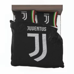 Spirited Italian Club Juventus Logo Bedding Set 1