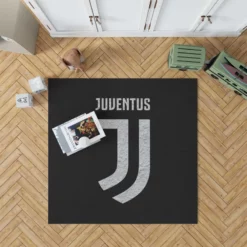 Spirited Italian Club Juventus Logo Rug