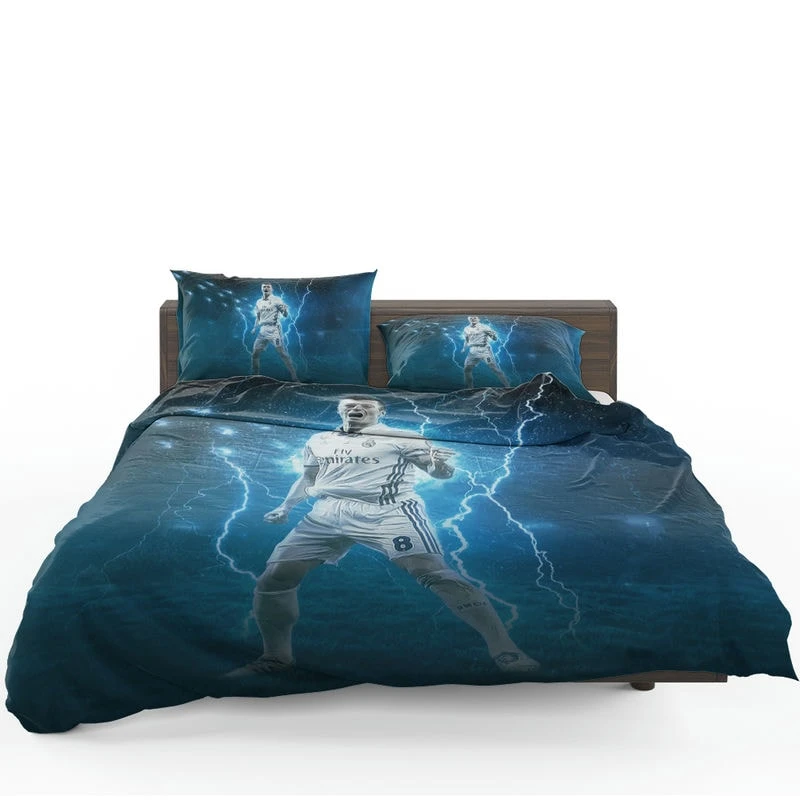 Spirited Soccer Player Toni Kroos Bedding Set