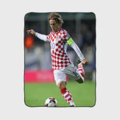 Strong Soccer Player Luka Modric Fleece Blanket 1