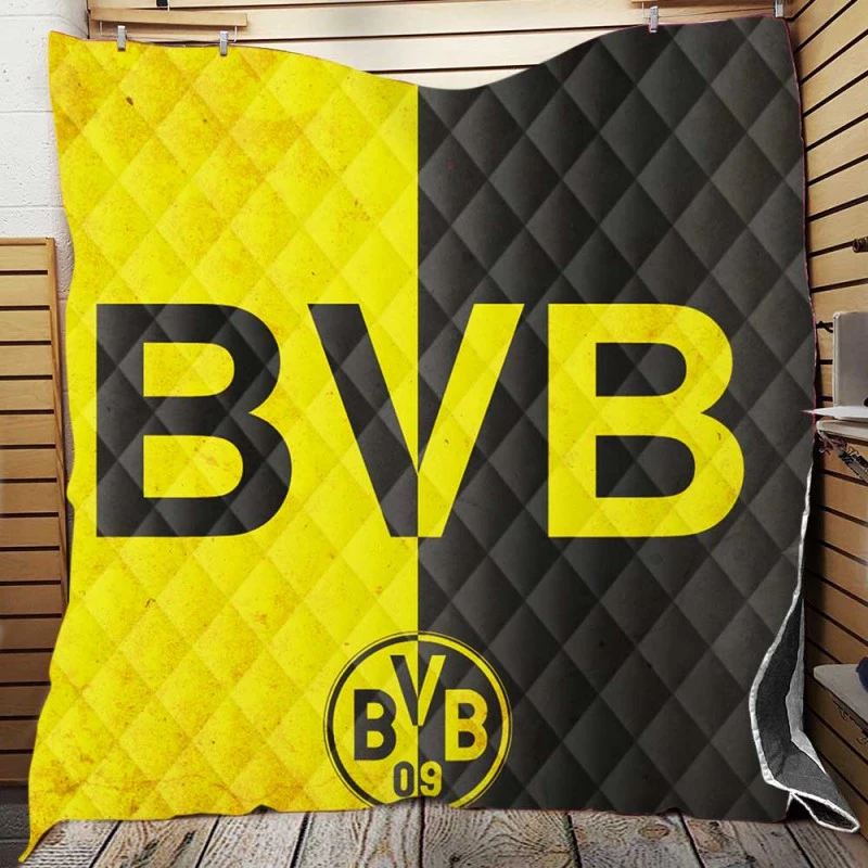 The Ultimate Borussia Dortmund Club Logo Quilt Blanket