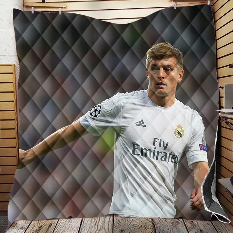 Toni Kroos Copa de la Liga Footballer Quilt Blanket