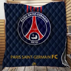 Top Ranked Ligue 1 Football Club PSG Logo Quilt Blanket