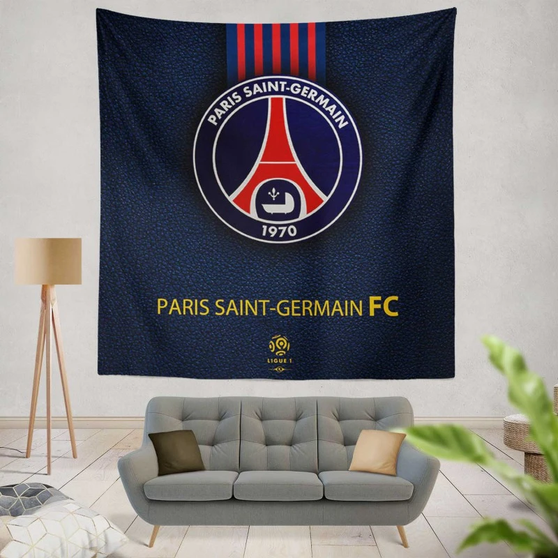 Top Ranked Ligue 1 Football Club PSG Logo Tapestry