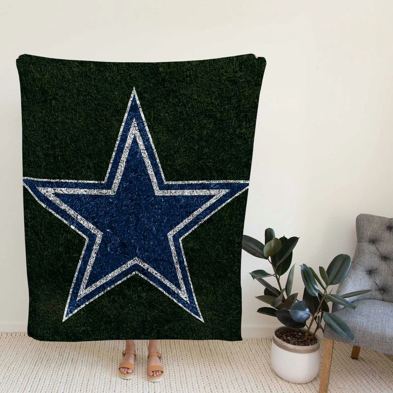 Top Ranked NFL Football Club Dallas Cowboys Fleece Blanket