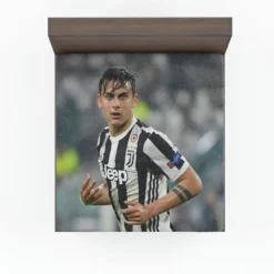 determined Juve Footballer Player Paulo Dybala Fitted Sheet