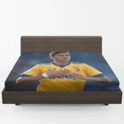 enduring Juve Football Player Paulo Dybala Fitted Sheet 1