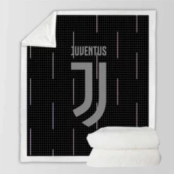 Active Soccer Team Juventus FC Sherpa Fleece Blanket