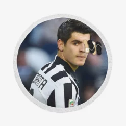 Alvaro Morata in Juventus Jersey Round Beach Towel