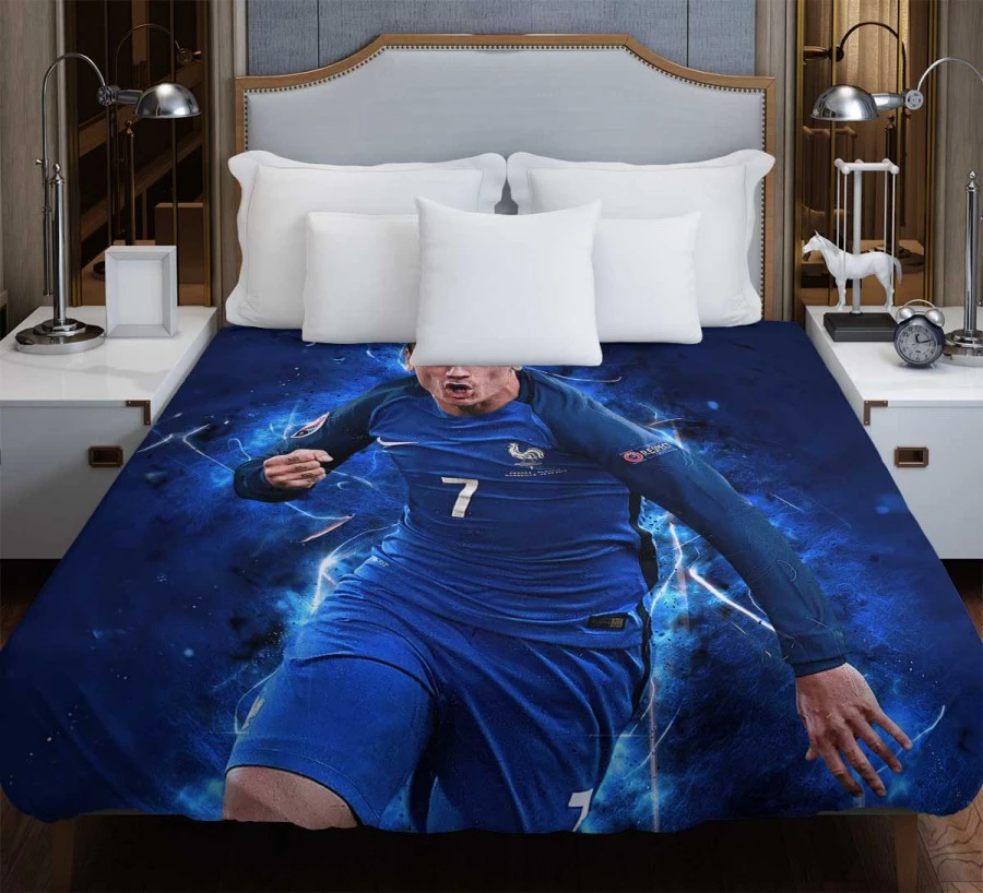 Antoine Griezmann  France Energetic Football player Duvet Cover