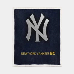 Awarded MLB Baseball Club New York Yankees Sherpa Fleece Blanket 1