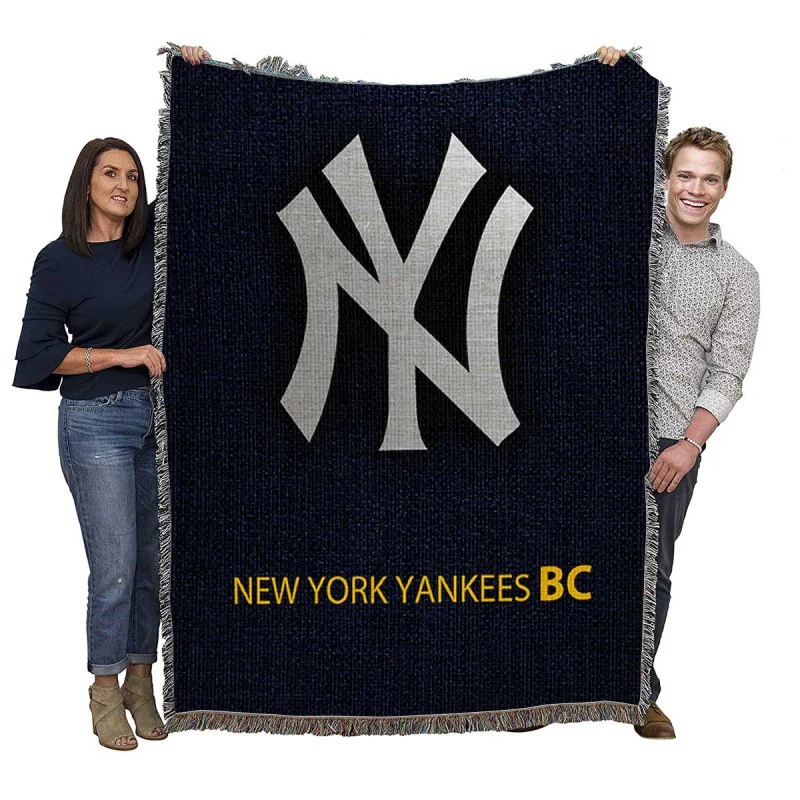 Awarded MLB Baseball Club New York Yankees Woven Blanket
