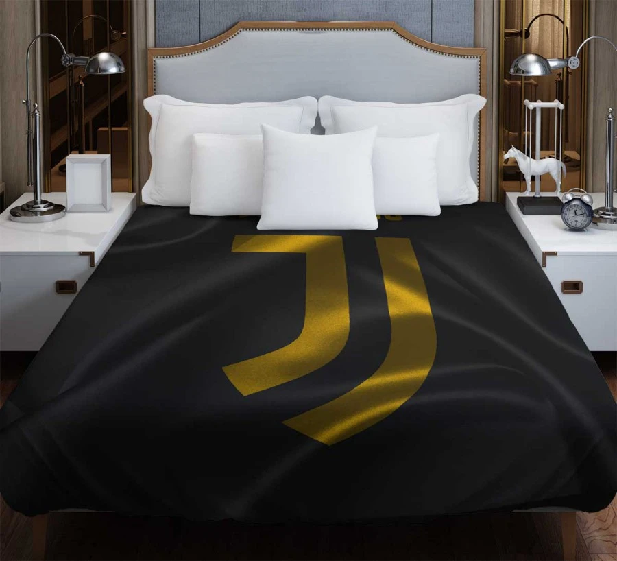 Black Flag Juve Football Club Logo Duvet Cover