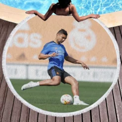 Casemiro Energetic Football Player Round Beach Towel 1